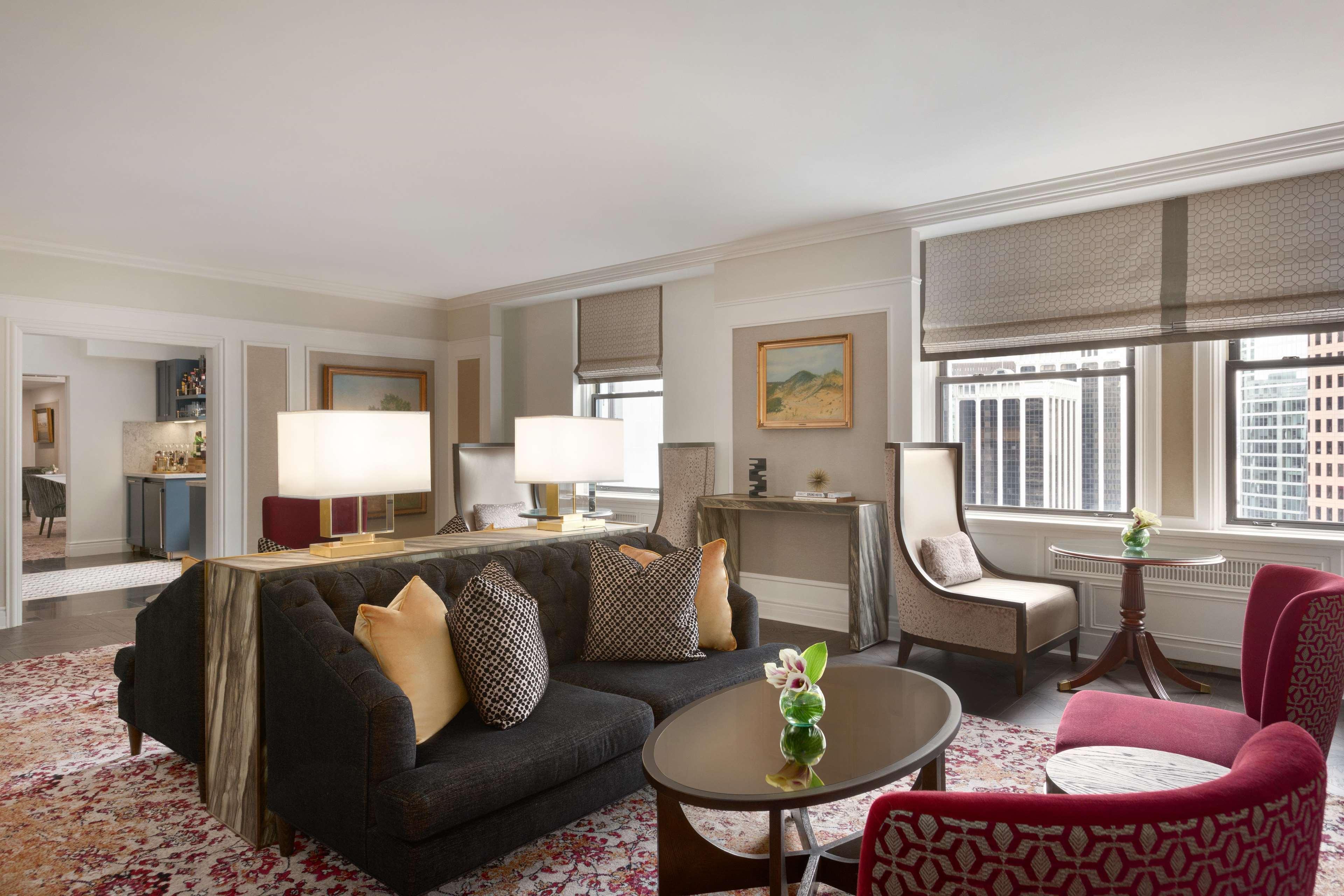 Fairmont Hotel Ванкувер Экстерьер фото A suite at the hotel