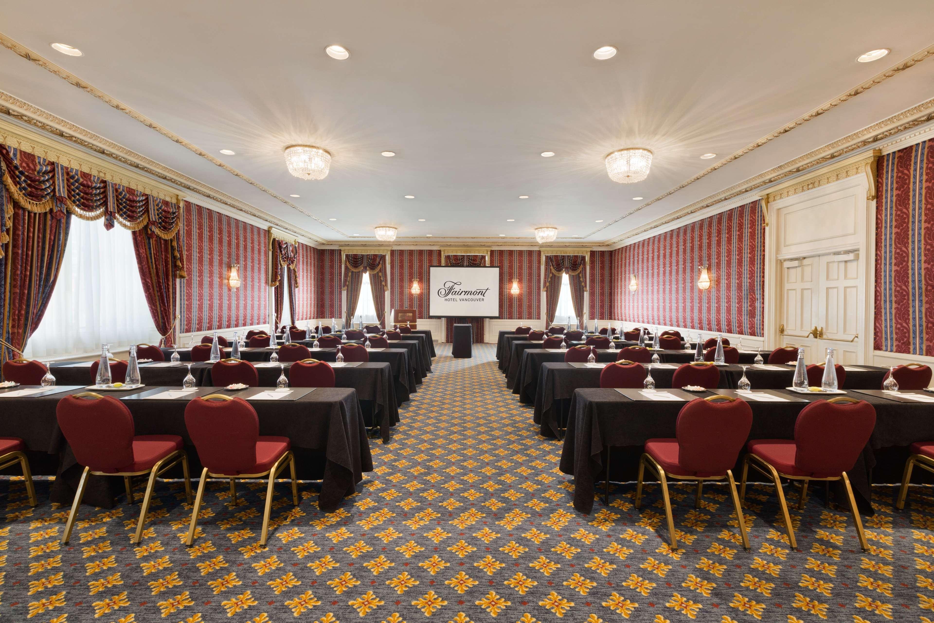 Fairmont Hotel Ванкувер Экстерьер фото The ballroom