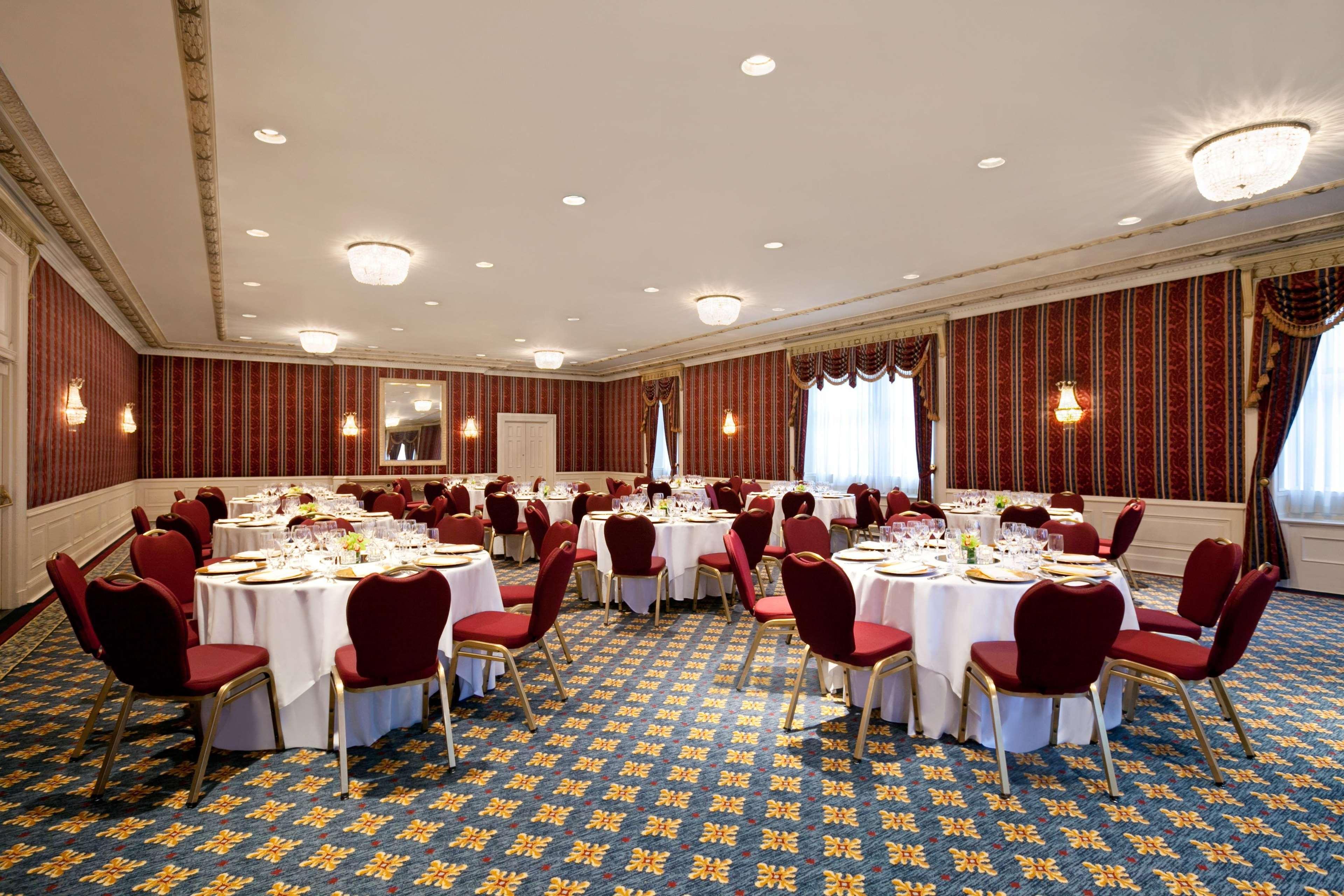 Fairmont Hotel Ванкувер Экстерьер фото The ballroom