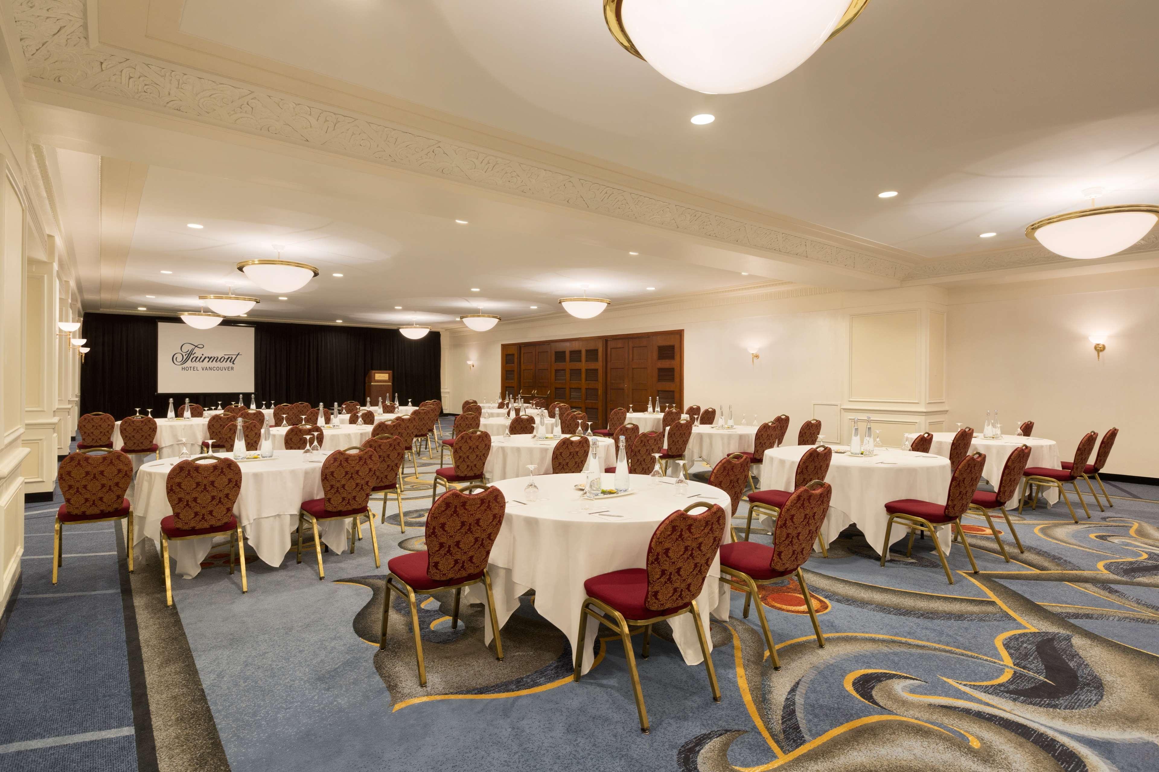 Fairmont Hotel Ванкувер Экстерьер фото The ballroom